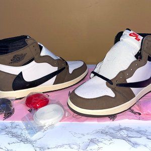 Air Jordan 1 High 'Travis Scott'